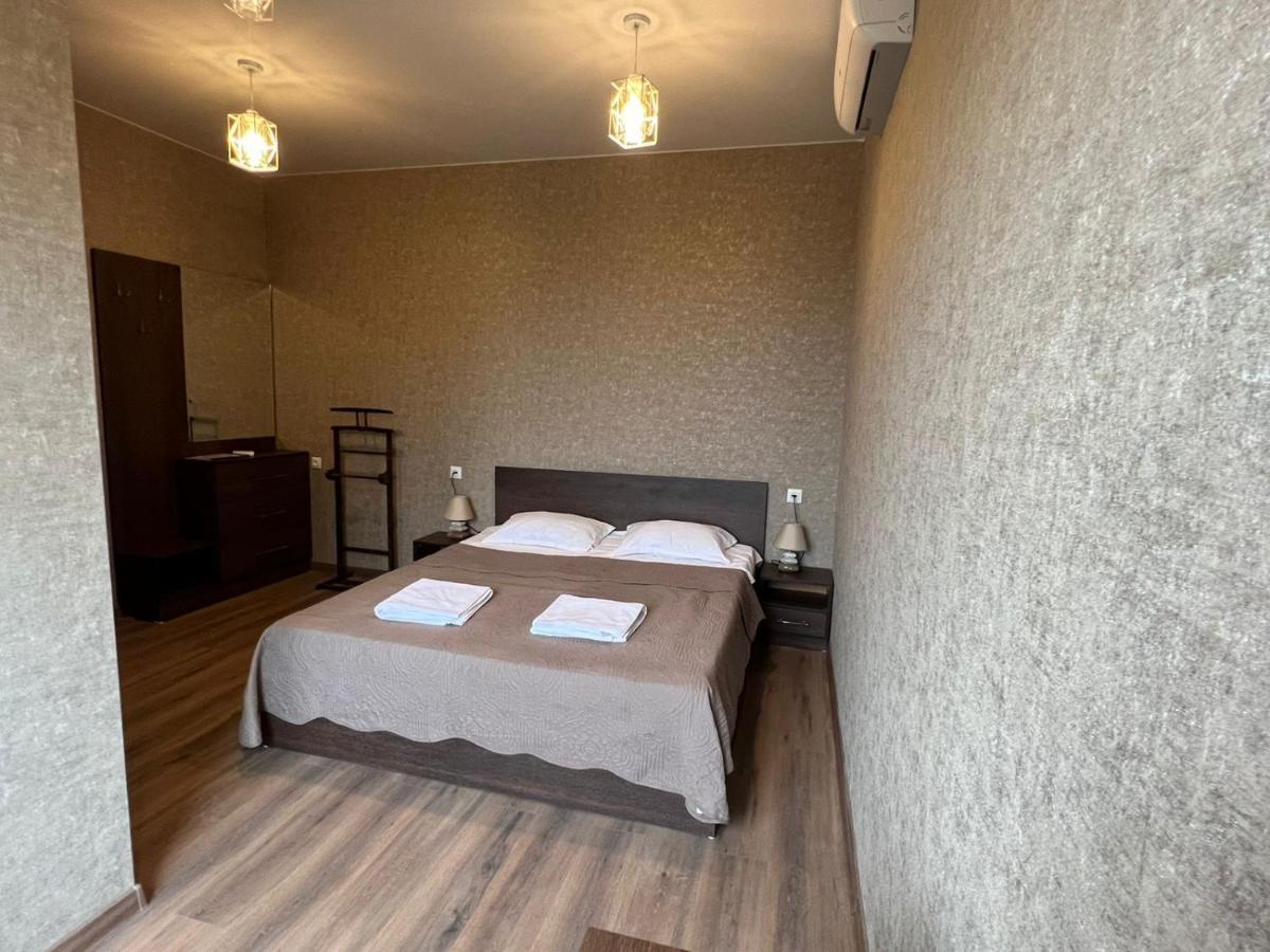 Lileo Apartamento Kʼutʼaisi Exterior foto